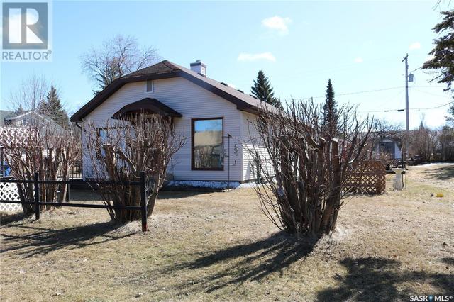 309 Main Street, House detached with 3 bedrooms, 2 bathrooms and null parking in Maryfield SK | Image 35