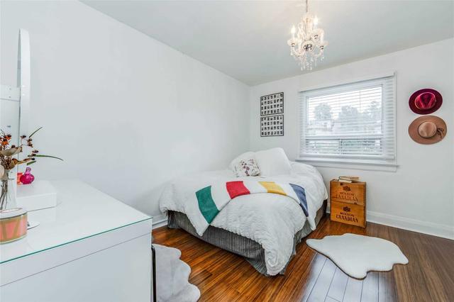 10 Chatham Ave, House semidetached with 2 bedrooms, 2 bathrooms and 1 parking in Toronto ON | Image 11