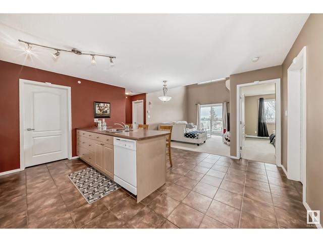 425 - 592 Hooke Rd Nw, Condo with 2 bedrooms, 2 bathrooms and 2 parking in Edmonton AB | Image 3