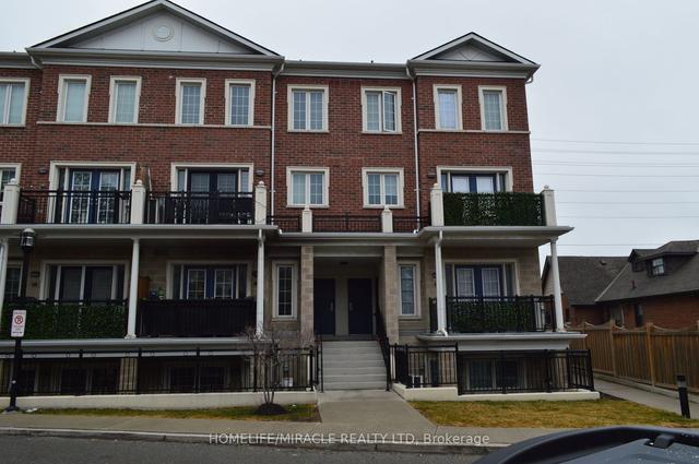 e 10 - 26 Bruce St N, Townhouse with 2 bedrooms, 2 bathrooms and 1 parking in Vaughan ON | Image 12