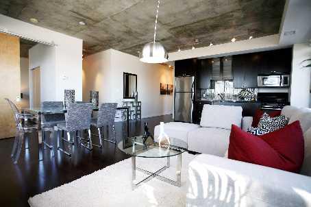 lph2 - 1 Shaw St, Condo with 2 bedrooms, 2 bathrooms and 2 parking in Toronto ON | Image 3