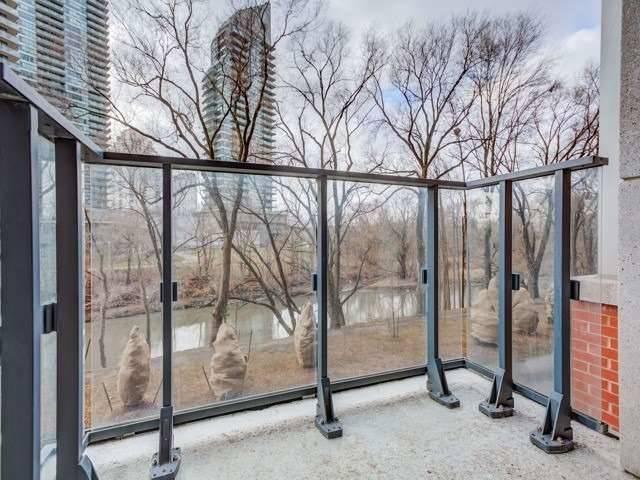 Th06 - 2220 Lake Shore Blvd W, Townhouse with 2 bedrooms, 4 bathrooms and 1 parking in Toronto ON | Image 12