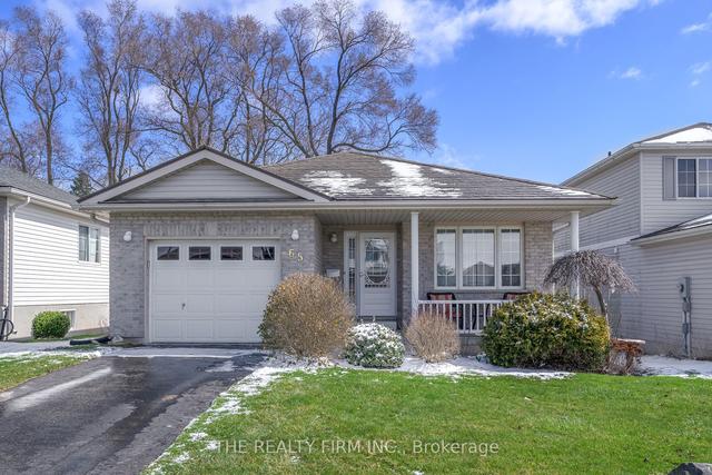 65 Herford St, House detached with 2 bedrooms, 2 bathrooms and 3 parking in Tillsonburg ON | Image 1