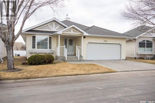 3768 Queens Gate, House detached with 2 bedrooms, 2 bathrooms and null parking in Regina SK | Image 2