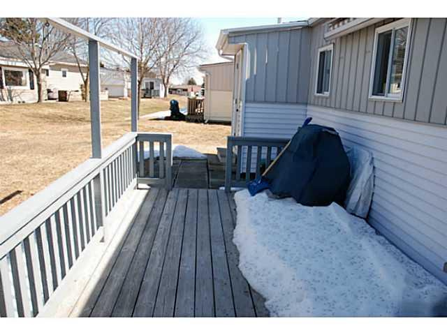 12 Gander Cv, Home with 2 bedrooms, 2 bathrooms and null parking in Innisfil ON | Image 3