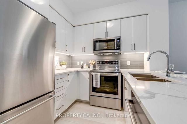 76 Lanark Ave, Townhouse with 2 bedrooms, 4 bathrooms and 1 parking in Toronto ON | Image 24