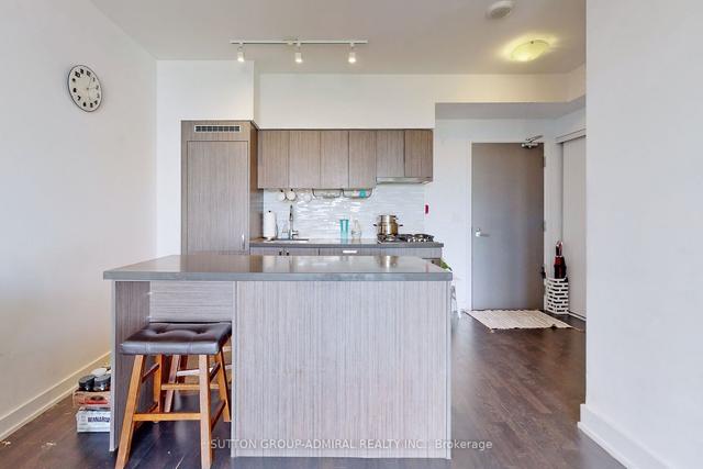 804 - 501 St Clair Ave W, Condo with 1 bedrooms, 1 bathrooms and 0 parking in Toronto ON | Image 6