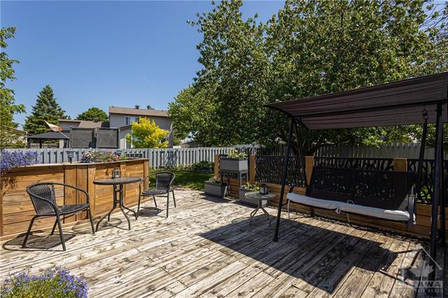 184 Des Pins Place, House detached with 3 bedrooms, 3 bathrooms and 6 parking in Ottawa ON | Image 26