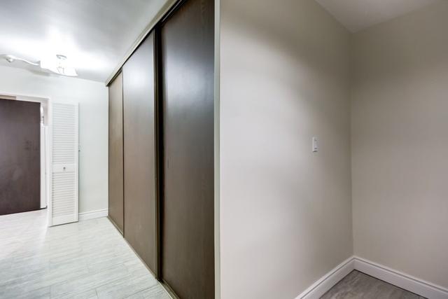 1807 - 3 Massey Sq, Condo with 2 bedrooms, 1 bathrooms and 0 parking in Toronto ON | Image 12