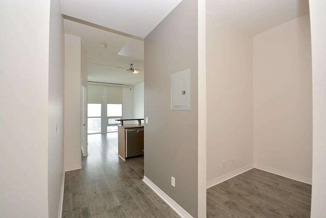 sph3308 - 220 Burnhamthorpe Rd W, Condo with 1 bedrooms, 2 bathrooms and 1 parking in Mississauga ON | Image 6