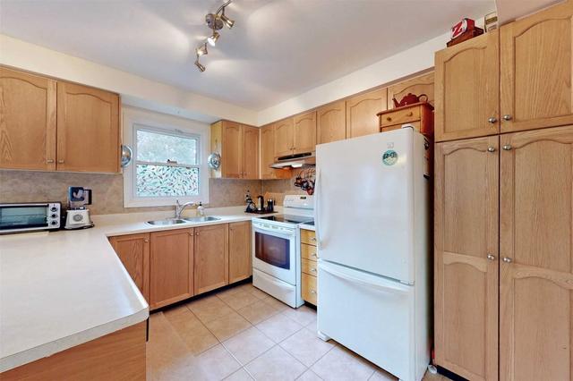 1 Adams Crt, Townhouse with 2 bedrooms, 3 bathrooms and 4 parking in Uxbridge ON | Image 26
