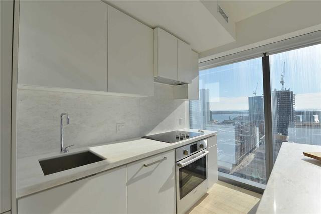 2105 - 60 Colborne St, Condo with 3 bedrooms, 3 bathrooms and 1 parking in Toronto ON | Image 17