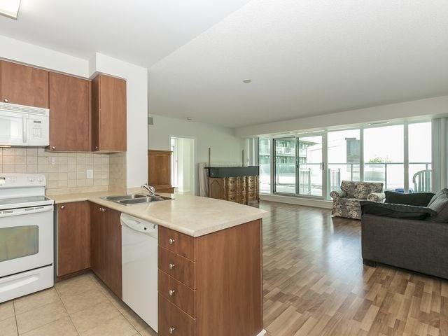 202 - 5508 Yonge St, Condo with 2 bedrooms, 2 bathrooms and 1 parking in Toronto ON | Image 8