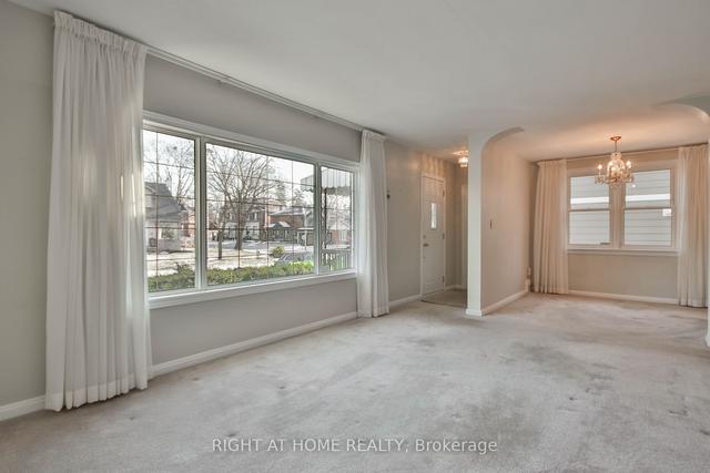 38 Chestnut Hills Pkwy, House detached with 3 bedrooms, 1 bathrooms and 4 parking in Toronto ON | Image 19