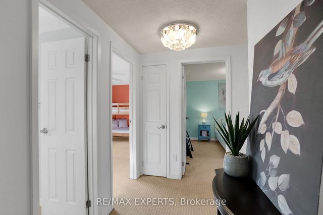1003 Ferndale Cres, House detached with 3 bedrooms, 2 bathrooms and 5 parking in Newmarket ON | Image 17