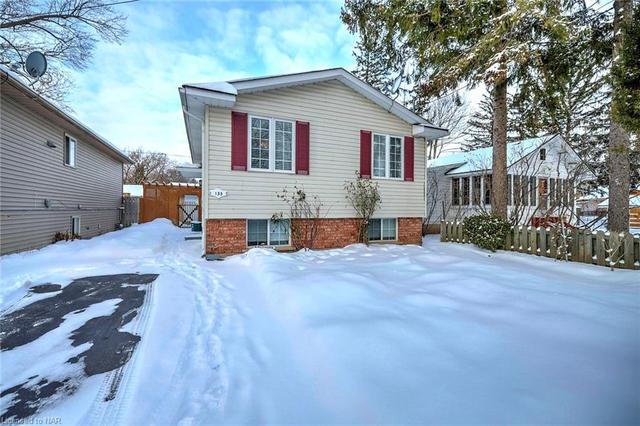 155 Haun Road, House detached with 3 bedrooms, 2 bathrooms and 3 parking in Fort Erie ON | Image 2