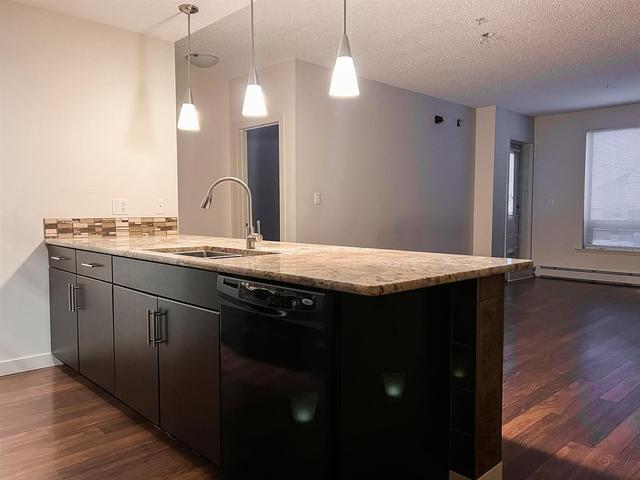 113 - 135a Sandpiper Road, Condo with 2 bedrooms, 2 bathrooms and 1 parking in Wood Buffalo AB | Image 7