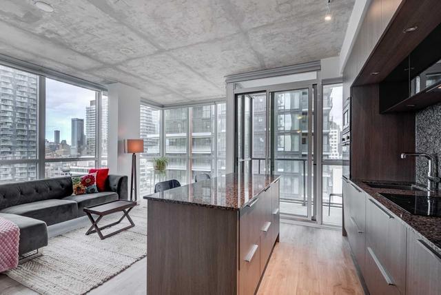 2402 - 88 Blue Jays Way, Condo with 1 bedrooms, 1 bathrooms and 0 parking in Toronto ON | Image 12
