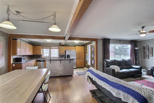 4609 52 Street, House detached with 6 bedrooms, 2 bathrooms and 6 parking in Olds AB | Image 12