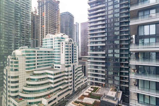 1408 - 357 King St W, Condo with 2 bedrooms, 2 bathrooms and 0 parking in Toronto ON | Image 14