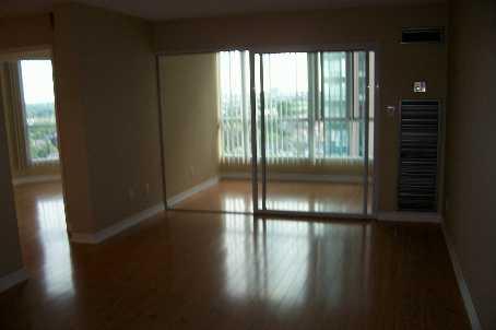 1014 - 145 Hillcrest Ave W, Condo with 1 bedrooms, 1 bathrooms and 1 parking in Mississauga ON | Image 7