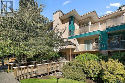 304 - 1032 Inverness Rd, Condo with 1 bedrooms, 1 bathrooms and 1 parking in Saanich BC | Card Image