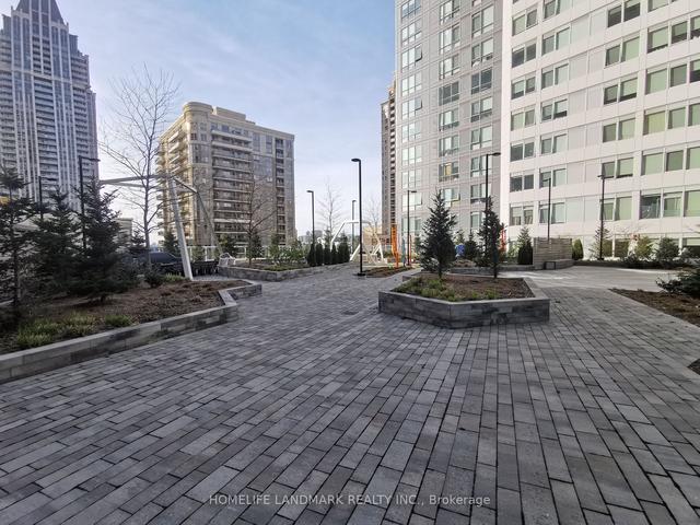 2902 - 4065 Confederation Pkwy W, Condo with 1 bedrooms, 1 bathrooms and 1 parking in Mississauga ON | Image 5