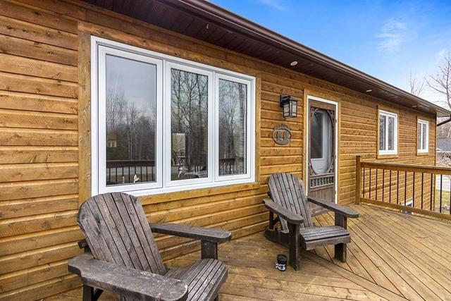 104 Maple Dr, House detached with 3 bedrooms, 2 bathrooms and 6 parking in Northern Bruce Peninsula ON | Image 7