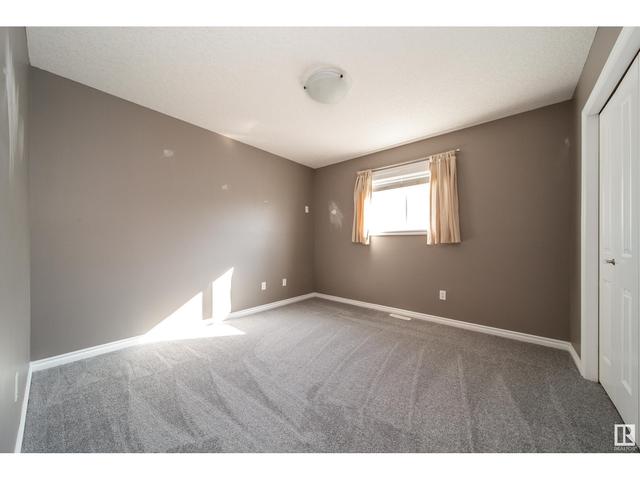 7915 3 Av Sw, House detached with 3 bedrooms, 3 bathrooms and null parking in Edmonton AB | Image 29