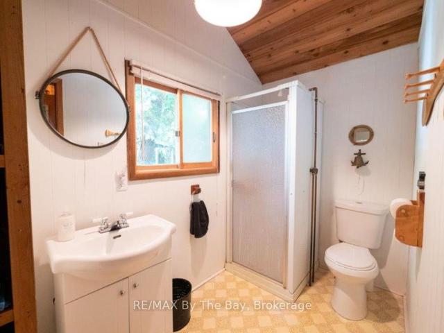 14960 Georgian Bay Shore, House detached with 3 bedrooms, 1 bathrooms and 0 parking in Georgian Bay ON | Image 11