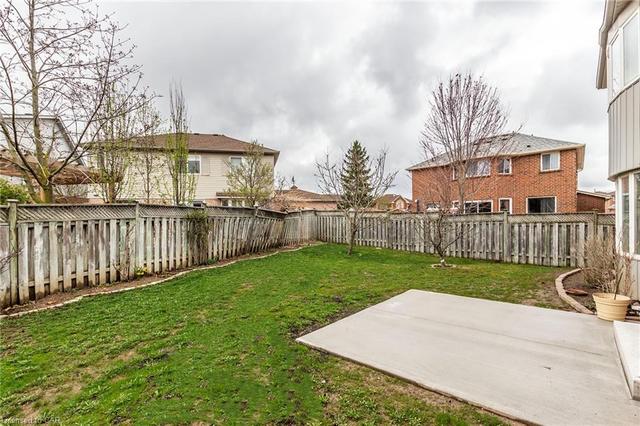 768 Saginaw Parkway, House detached with 4 bedrooms, 2 bathrooms and 4 parking in Cambridge ON | Image 34