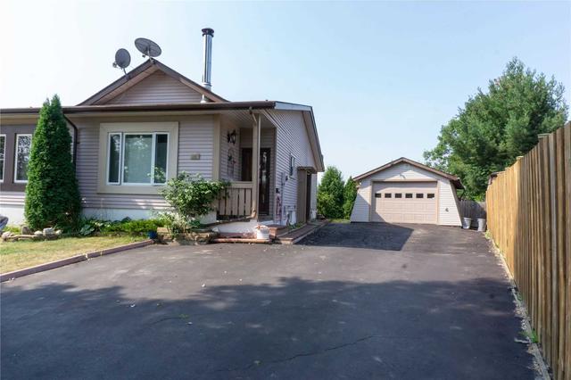 151 Conestoga St, House semidetached with 4 bedrooms, 3 bathrooms and 5 parking in Thunder Bay ON | Image 1