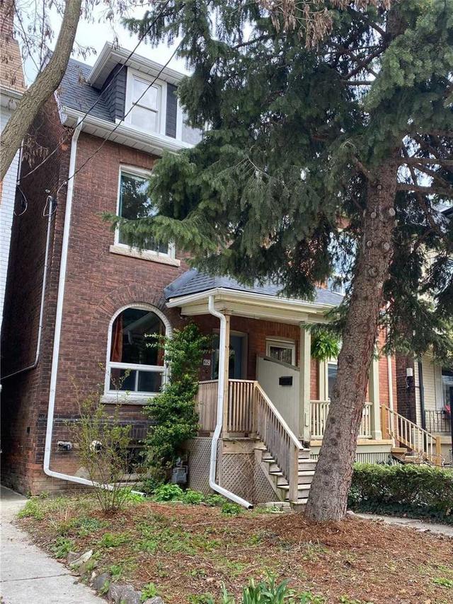 697 Shaw St, House semidetached with 3 bedrooms, 2 bathrooms and 2 parking in Toronto ON | Image 12