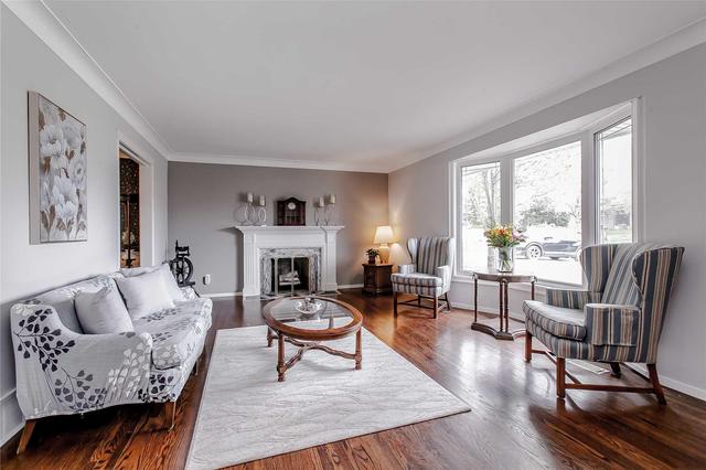 2122 Agincourt Cres, House detached with 4 bedrooms, 3 bathrooms and 6 parking in Burlington ON | Image 5