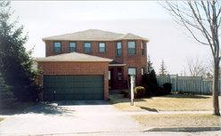 86 Moorcrest Dr, House detached with 4 bedrooms, 4 bathrooms and 4 parking in Aurora ON | Image 1