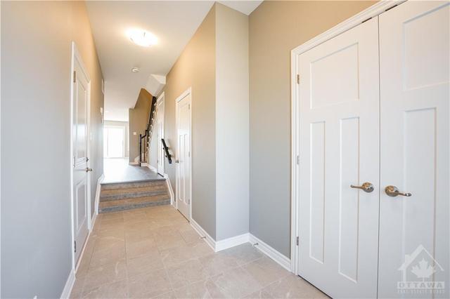 100 Dowdall Circle, Townhouse with 3 bedrooms, 4 bathrooms and 2 parking in Carleton Place ON | Image 3