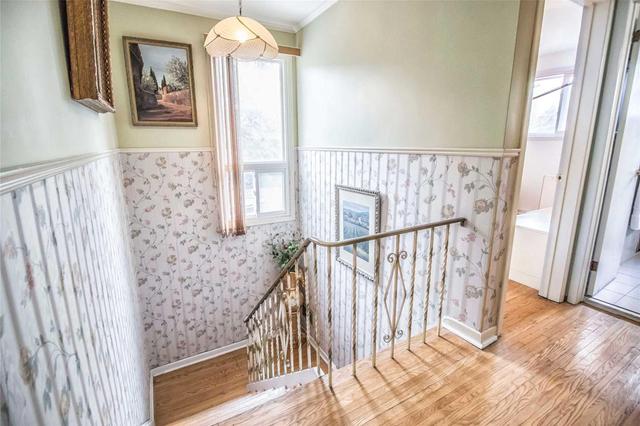50 Denison Ave, House semidetached with 3 bedrooms, 2 bathrooms and 5 parking in Toronto ON | Image 8