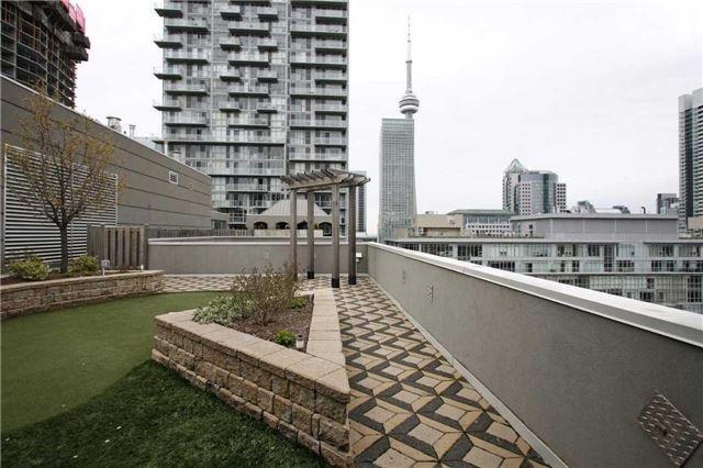1001 - 140 Simcoe St, Condo with 0 bedrooms, 1 bathrooms and null parking in Toronto ON | Image 18