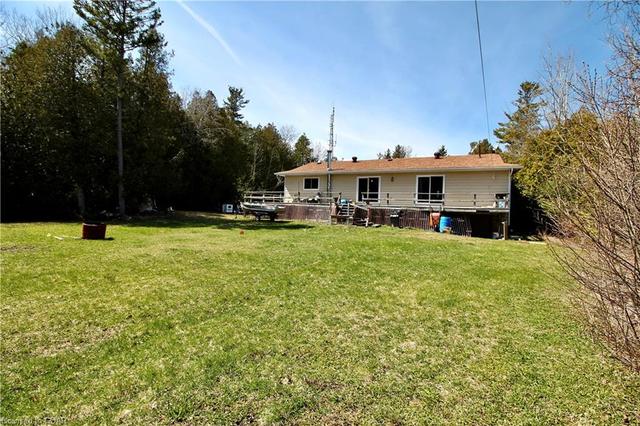 12 Nicholas Street, House detached with 3 bedrooms, 1 bathrooms and 6 parking in Northern Bruce Peninsula ON | Image 16