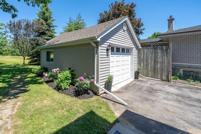 326 Sunset Blvd, House detached with 3 bedrooms, 3 bathrooms and 6 parking in Peterborough ON | Image 28