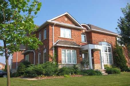 1 Brambirch Cres, House detached with 4 bedrooms, 3 bathrooms and 4 parking in Brampton ON | Image 1