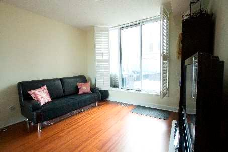 th106 - 77 Lombard St, Townhouse with 2 bedrooms, 3 bathrooms and 1 parking in Toronto ON | Image 9
