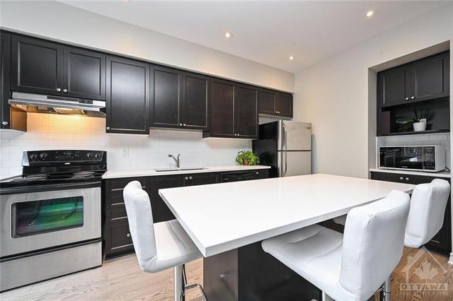 78 Stockholm Private, Townhouse with 3 bedrooms, 3 bathrooms and 2 parking in Ottawa ON | Image 16