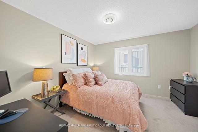 1124 Edward Bolton Cres, House detached with 4 bedrooms, 3 bathrooms and 4 parking in Oshawa ON | Image 15