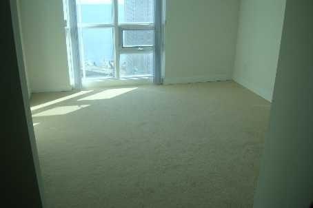 2408 - 18 Harbour St, Condo with 2 bedrooms, 2 bathrooms and 1 parking in Toronto ON | Image 11