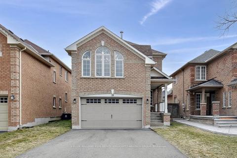 18 Prince Cres, House detached with 3 bedrooms, 3 bathrooms and 6 parking in Brampton ON | Card Image