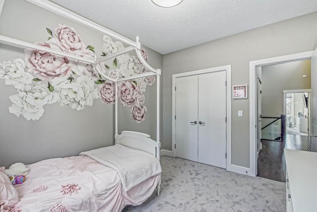2611 36 Street Sw, Home with 4 bedrooms, 3 bathrooms and 2 parking in Calgary AB | Image 33