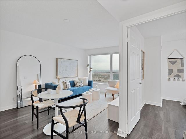 3315 - 38 Lee Centre Dr, Condo with 2 bedrooms, 1 bathrooms and 1 parking in Toronto ON | Image 6