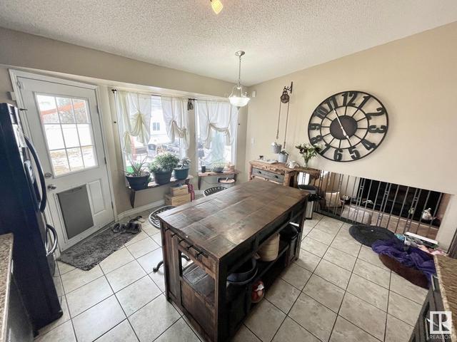 5303 154a Av Nw, House detached with 4 bedrooms, 0 bathrooms and 5 parking in Edmonton AB | Image 15