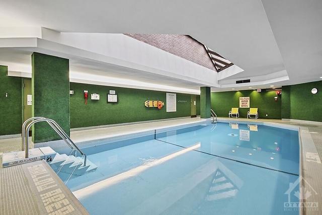 indoor pool | Image 29
